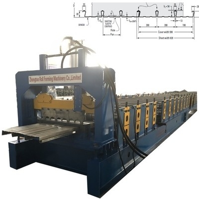 Dovetail Decking roll forming machine dla rynku USA Zaprojektowany i wyprodukowany dla potrzeb poszczególnych krajów