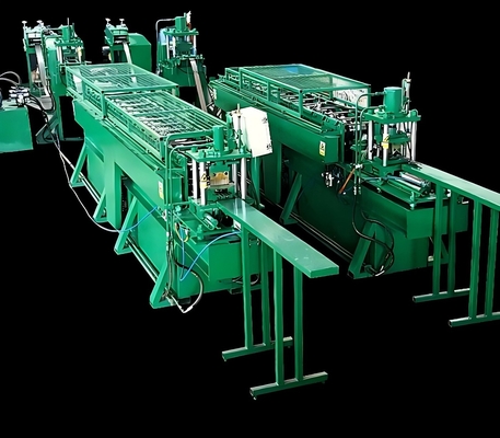 Maszyna do tworzenia rolki z wysoką prędkością z serwozadostaniem i hydraulicznym ciosem