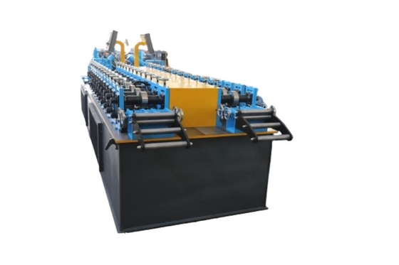 Sprzedaż metalowych kapeluszy Stud And Track C Channel Drywall Main Furring Wall Angle Machine