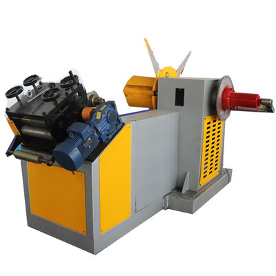 Sprzedaż metalowych kapeluszy Stud And Track C Channel Drywall Main Furring Wall Angle Machine