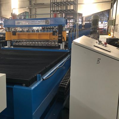 Maszyna do formowania na zimno blach falistych na dachy metalowe