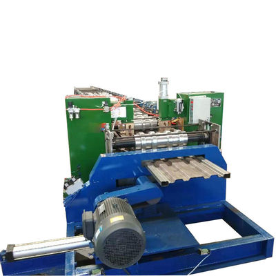 Całkowicie automatyczna maszyna do formowania płytek zewnętrznych nadwozia ciężarówki